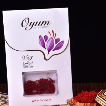 Sargol 0/5 gr saffron of oyum food industry is produced and supplied in single and 12 packs.