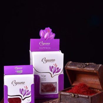 Sargol oyum saffron is available in single packs and 12 sachets for home and cooking use.